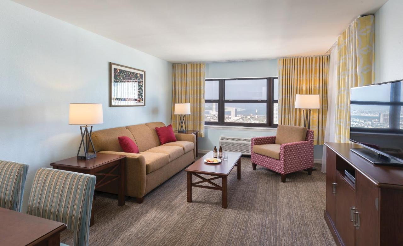 Club Wyndham Skyline Tower Hotel Atlantic City Bagian luar foto
